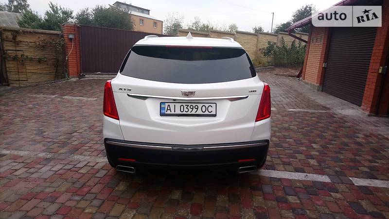 Позашляховик / Кросовер Cadillac XT5 2017 в Василькові