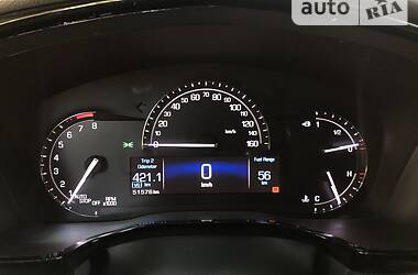 Внедорожник / Кроссовер Cadillac XT5 2016 в 