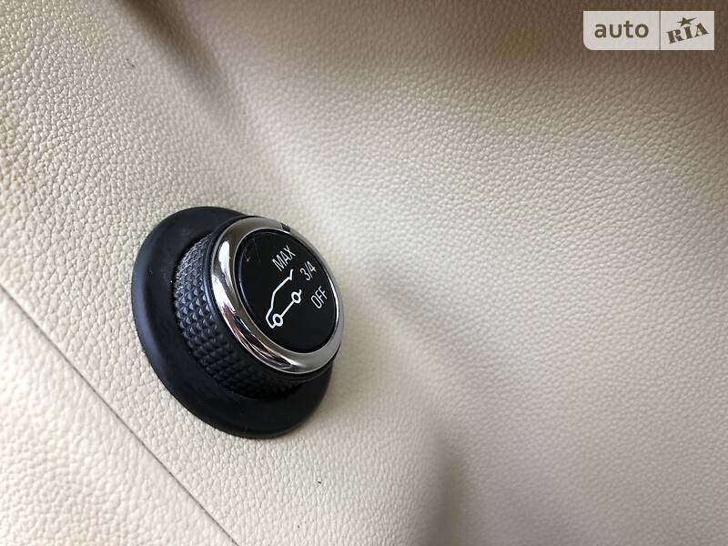 Внедорожник / Кроссовер Cadillac XT5 2016 в Одессе