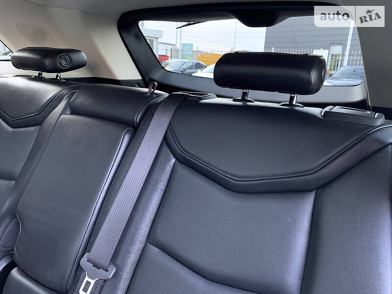 Внедорожник / Кроссовер Cadillac XT5 2018 в Киеве