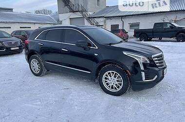 Внедорожник / Кроссовер Cadillac XT5 2017 в Киеве