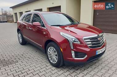 Внедорожник / Кроссовер Cadillac XT5 2017 в Хмельницком