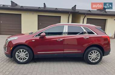 Внедорожник / Кроссовер Cadillac XT5 2017 в Хмельницком