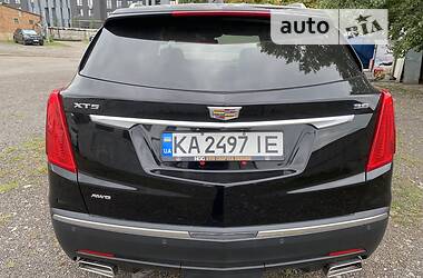Внедорожник / Кроссовер Cadillac XT5 2019 в Киеве