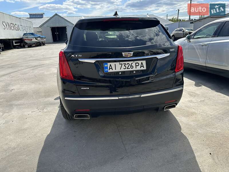 Внедорожник / Кроссовер Cadillac XT5 2016 в Киеве фото 4 Внедорожник / Кроссовер Cadillac XT5 2016 в Киеве