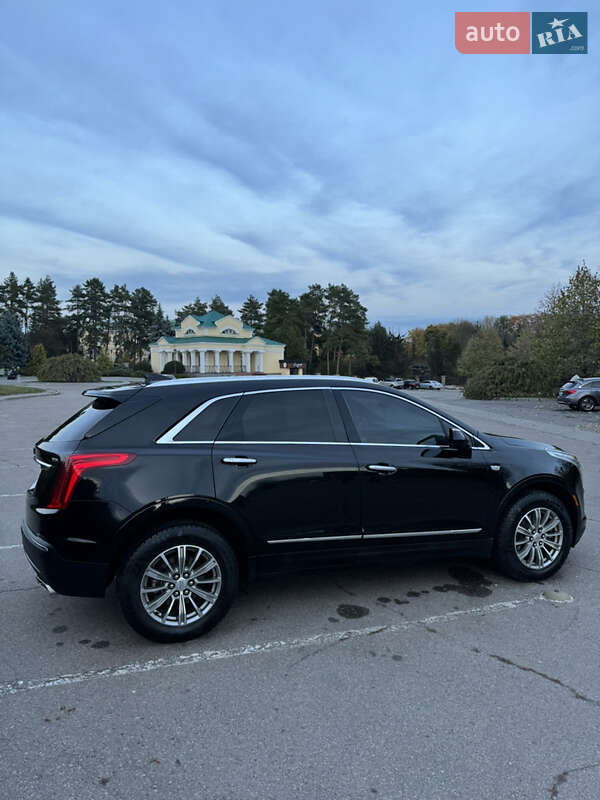 Внедорожник / Кроссовер Cadillac XT5 2017 в Умани