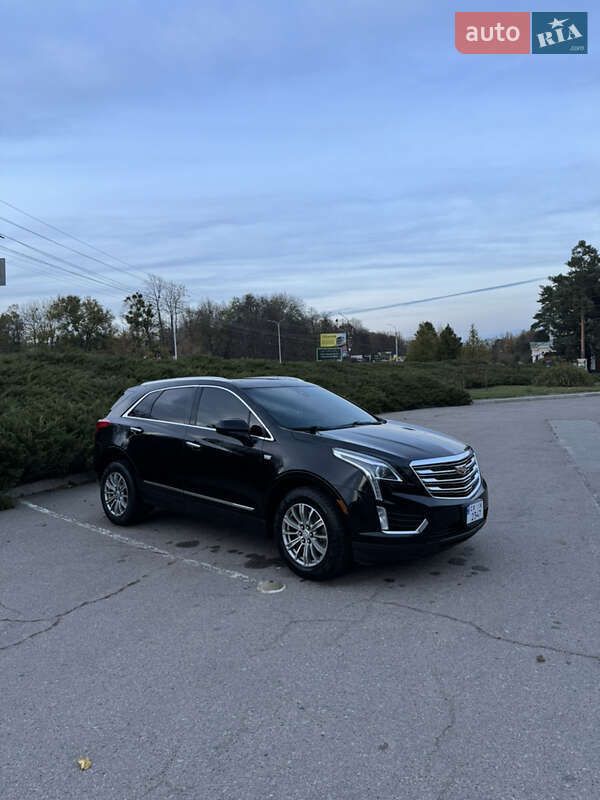 Внедорожник / Кроссовер Cadillac XT5 2017 в Умани