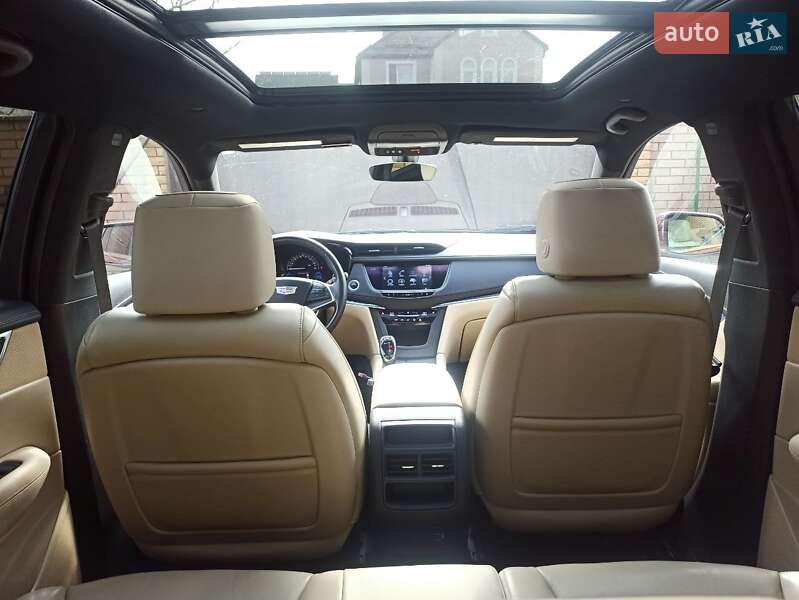 Внедорожник / Кроссовер Cadillac XT5 2016 в Киеве фото 5 Внедорожник / Кроссовер Cadillac XT5 2016 в Киеве