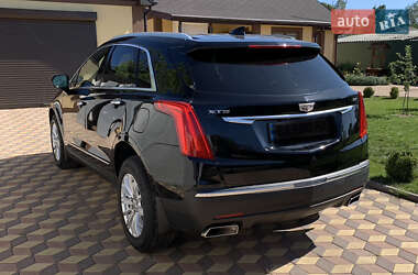 Внедорожник / Кроссовер Cadillac XT5 2018 в Кропивницком