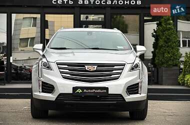 Внедорожник / Кроссовер Cadillac XT5 2017 в Киеве