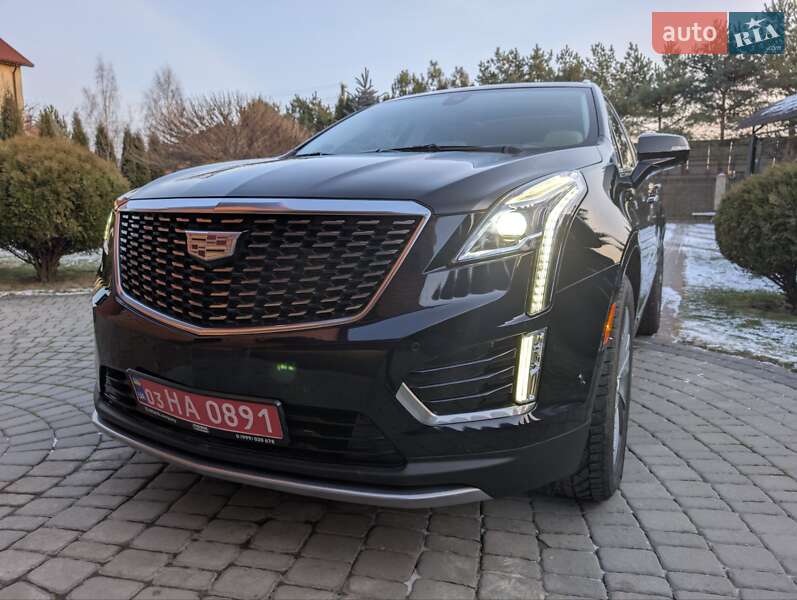 Внедорожник / Кроссовер Cadillac XT5 2021 в Луцке