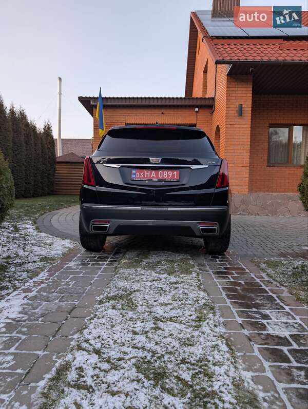 Внедорожник / Кроссовер Cadillac XT5 2021 в Луцке
