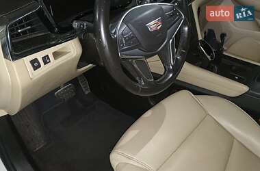 Внедорожник / Кроссовер Cadillac XT5 2018 в 