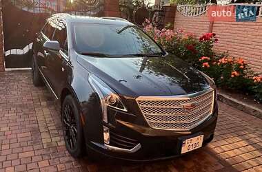 Внедорожник / Кроссовер Cadillac XT5 2018 в 