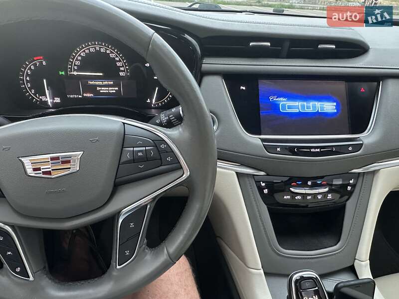 Позашляховик / Кросовер Cadillac XT5 2018 в Києві