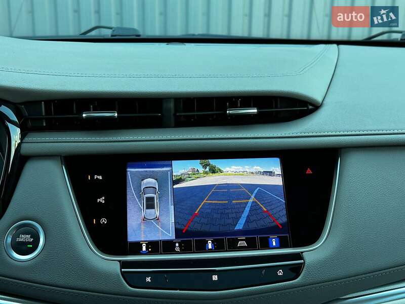 Позашляховик / Кросовер Cadillac XT5 2021 в Луцьку