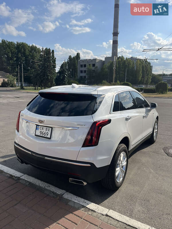 Внедорожник / Кроссовер Cadillac XT5 2019 в Черкассах