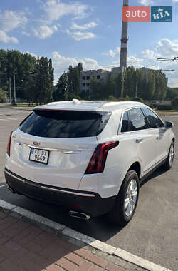 Внедорожник / Кроссовер Cadillac XT5 2019 в 