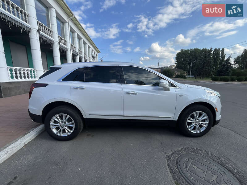 Внедорожник / Кроссовер Cadillac XT5 2019 в Черкассах