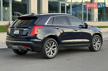 Внедорожник / Кроссовер Cadillac XT5 2017 в 