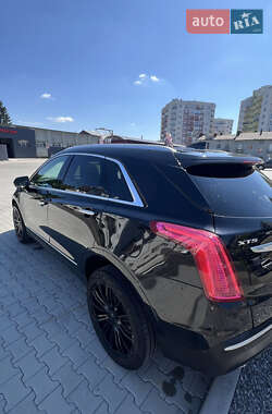 Внедорожник / Кроссовер Cadillac XT5 2019 в 