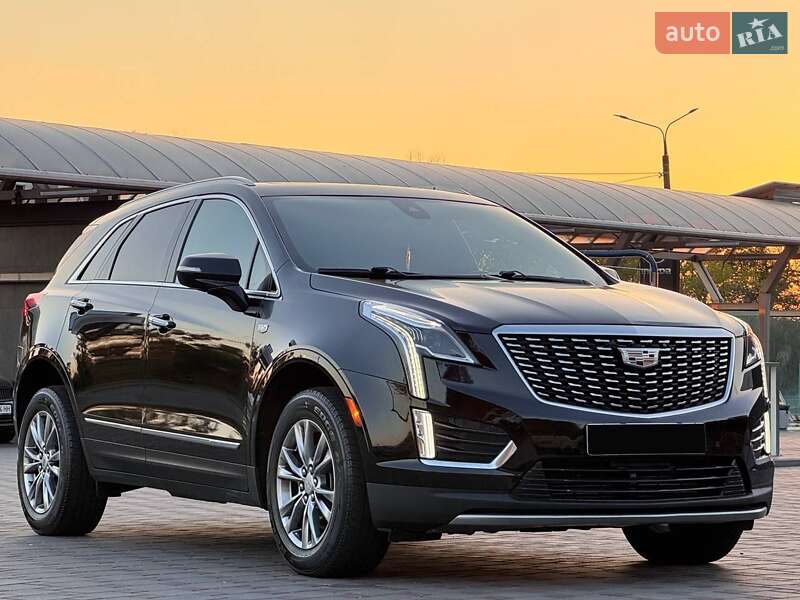 Внедорожник / Кроссовер Cadillac XT5 2021 в Запорожье
