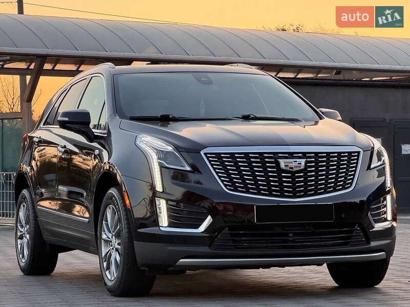 Внедорожник / Кроссовер Cadillac XT5 2021 в Запорожье