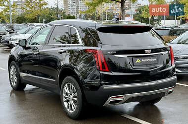 Внедорожник / Кроссовер Cadillac XT5 2021 в 