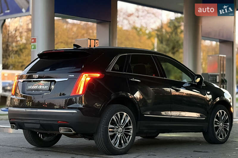 Позашляховик / Кросовер Cadillac XT5 2017 в Миколаєві