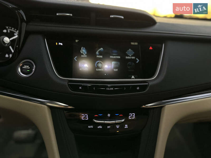 Внедорожник / Кроссовер Cadillac XT5 2019 в Шептицькому