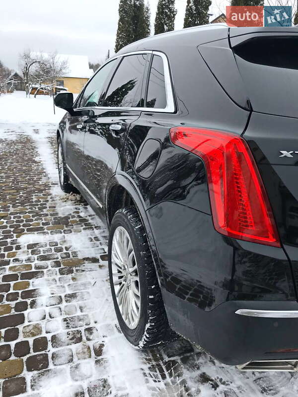 Внедорожник / Кроссовер Cadillac XT5 2016 в Коломые