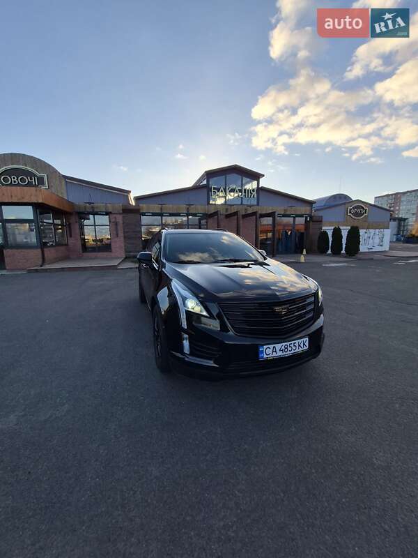 Позашляховик / Кросовер Cadillac XT5 2017 в Одесі