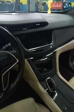 Внедорожник / Кроссовер Cadillac XT5 2019 в Шептицькому