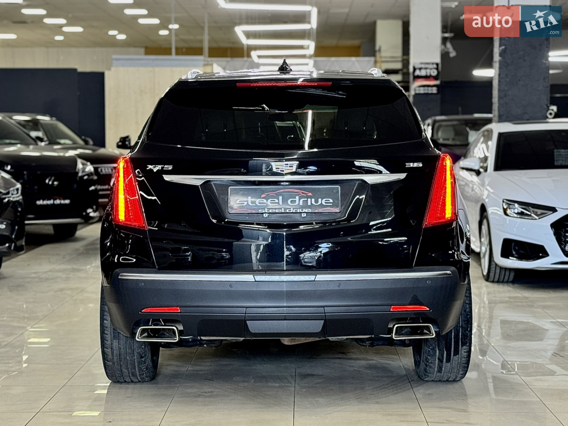 2017 Cadillac XT5 - мініатюра 8