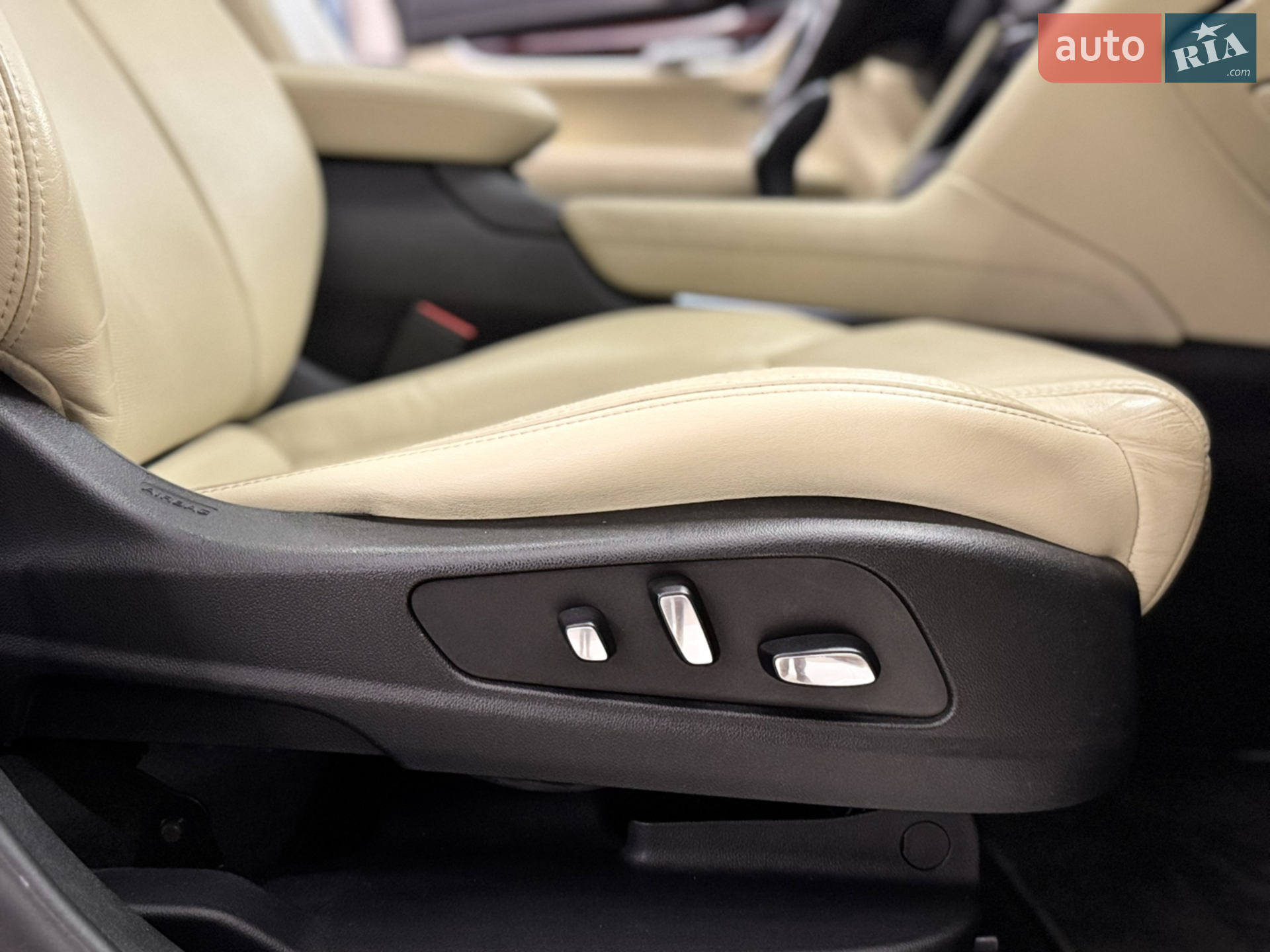 2017 Cadillac XT5 - мініатюра 22