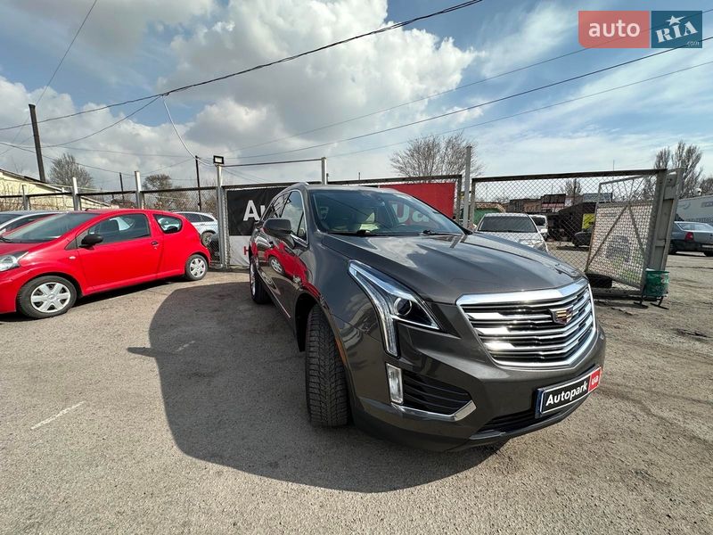 Внедорожник / Кроссовер Cadillac XT5 2018 в Запорожье фото 3 Внедорожник / Кроссовер Cadillac XT5 2018 в Запорожье