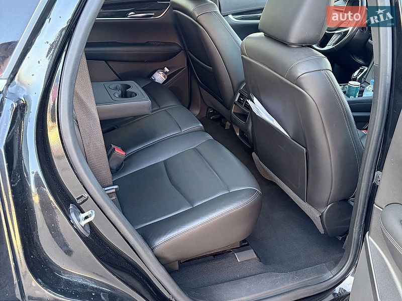 Внедорожник / Кроссовер Cadillac XT5 2019 в Запорожье