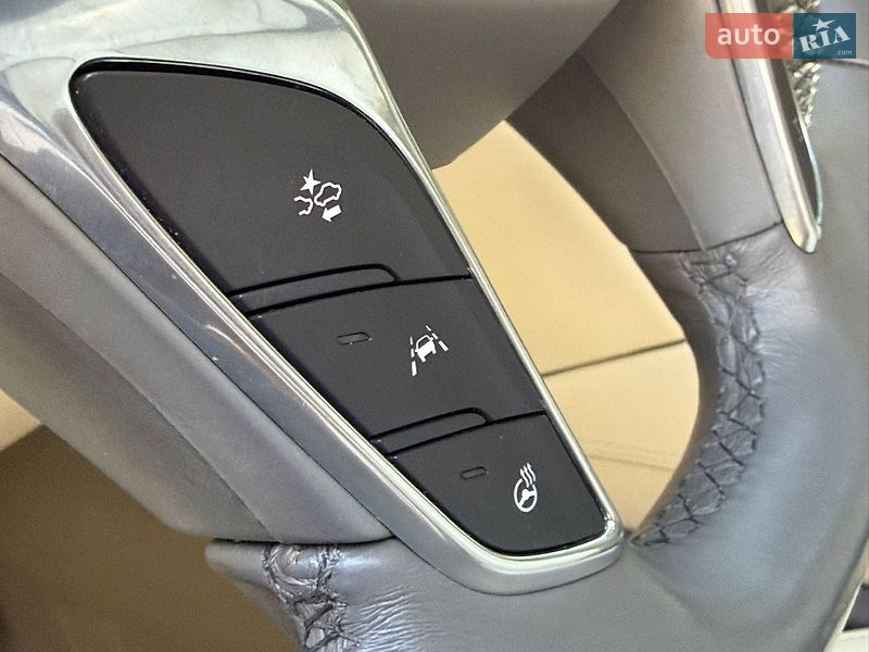 Внедорожник / Кроссовер Cadillac XT5 2018 в Новомосковске