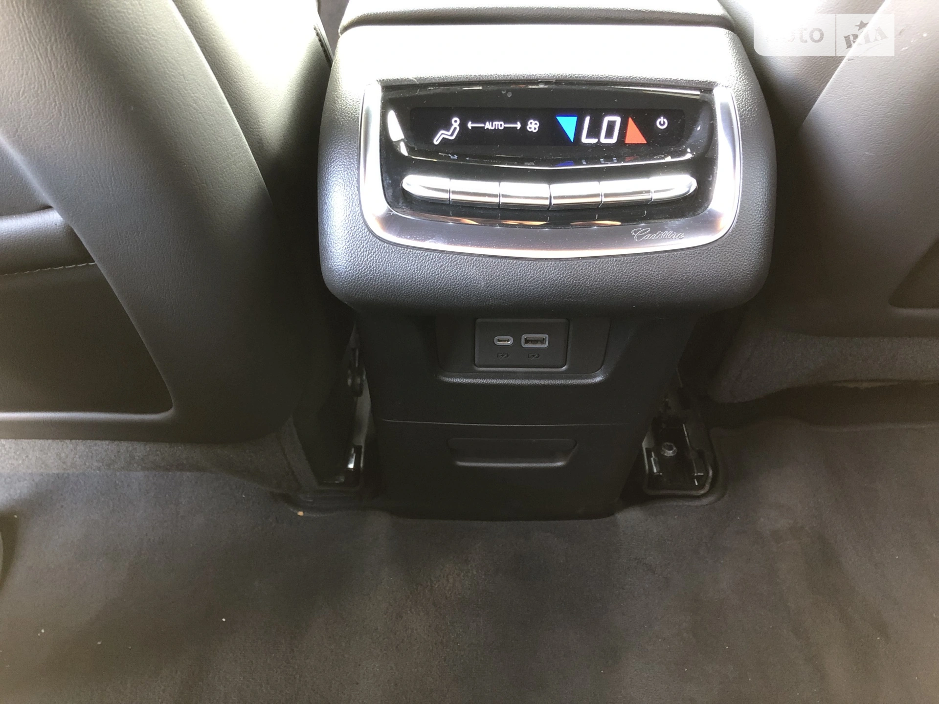 2020 Cadillac XT6 - мініатюра 27