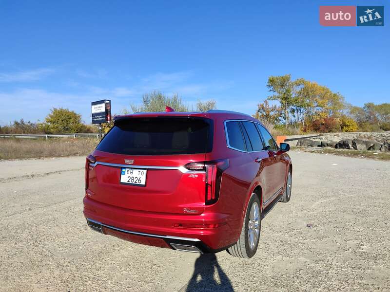 Внедорожник / Кроссовер Cadillac XT6 2020 в Измаиле