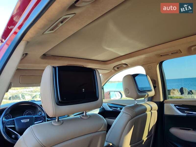 Внедорожник / Кроссовер Cadillac XT6 2020 в Измаиле