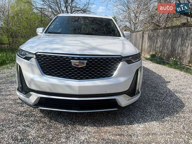 Внедорожник / Кроссовер Cadillac XT6 2019 в Киеве