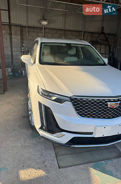 Универсал Cadillac XT6 2022 в 