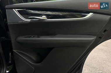 Внедорожник / Кроссовер Cadillac XT6 2019 в 