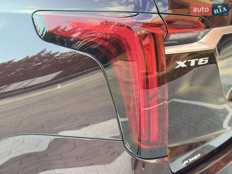 Внедорожник / Кроссовер Cadillac XT6 2019 в Киеве