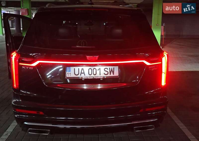 Позашляховик / Кросовер Cadillac XT6 2021 в Києві фото 30 Позашляховик / Кросовер Cadillac XT6 2021 в Києві