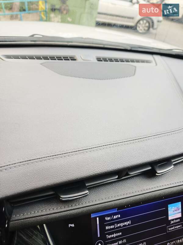 Внедорожник / Кроссовер Cadillac XT6 2019 в Киеве