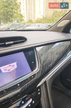 Внедорожник / Кроссовер Cadillac XT6 2019 в 