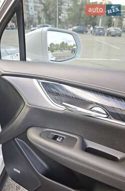 Внедорожник / Кроссовер Cadillac XT6 2019 в 