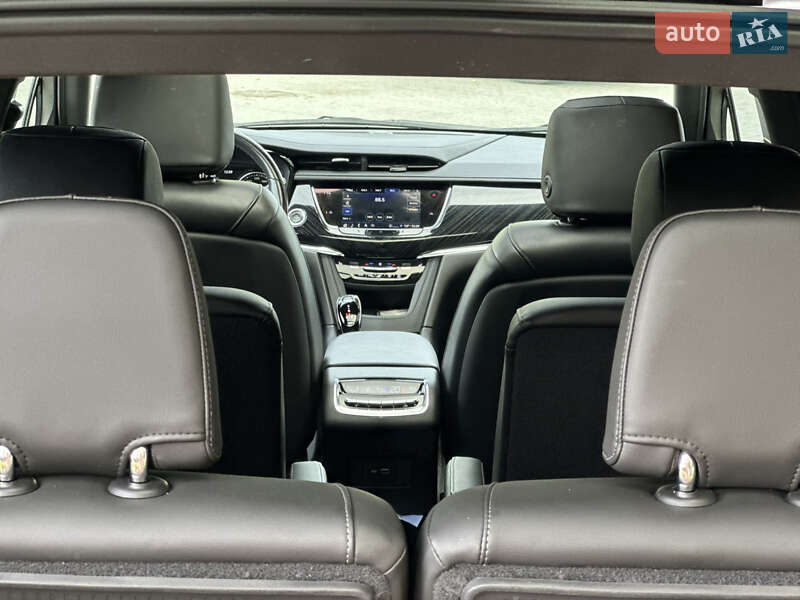 Внедорожник / Кроссовер Cadillac XT6 2021 в Одессе
